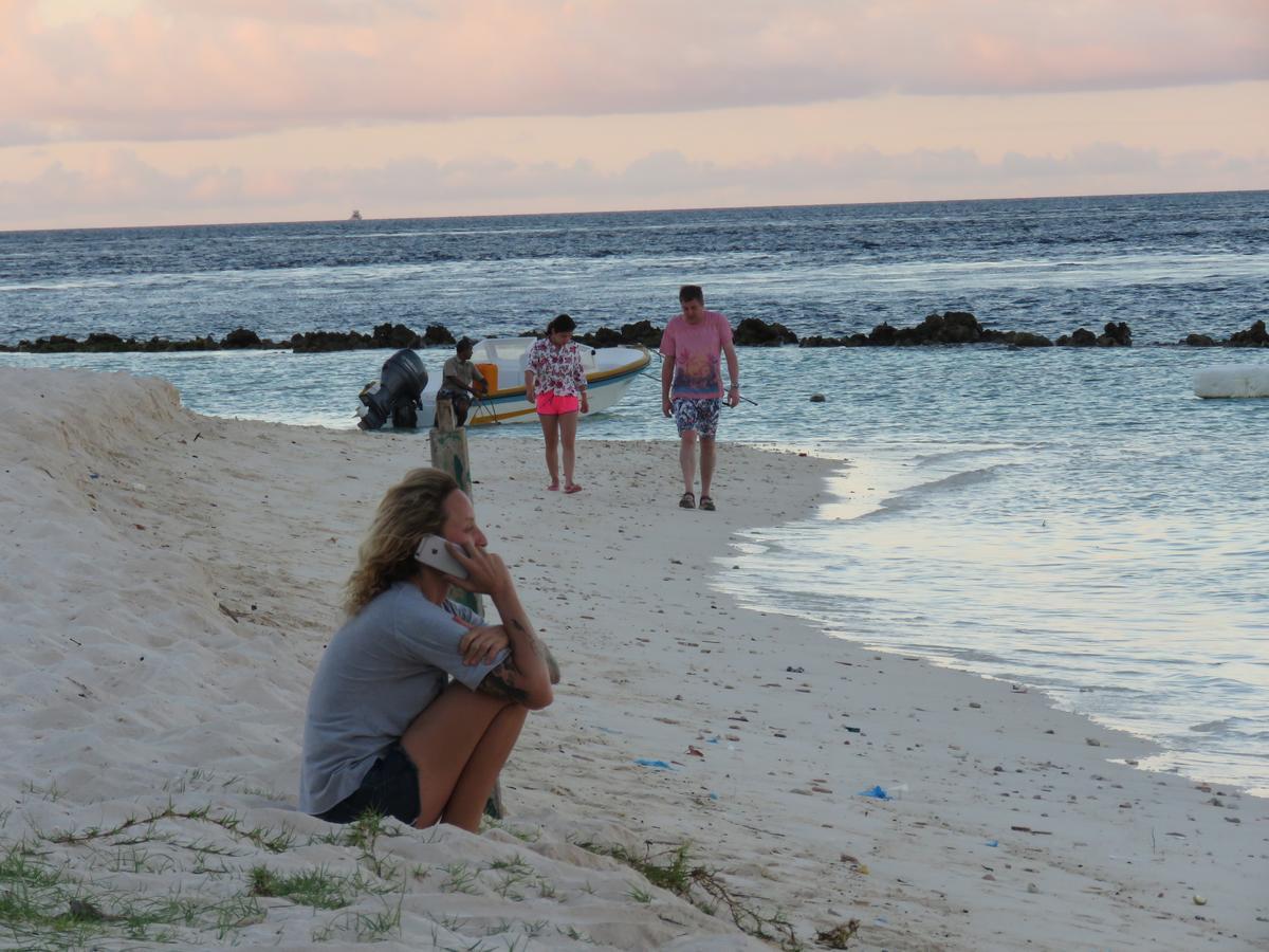 Golhaa View Inn By Tes Thulusdhoo Zewnętrze zdjęcie